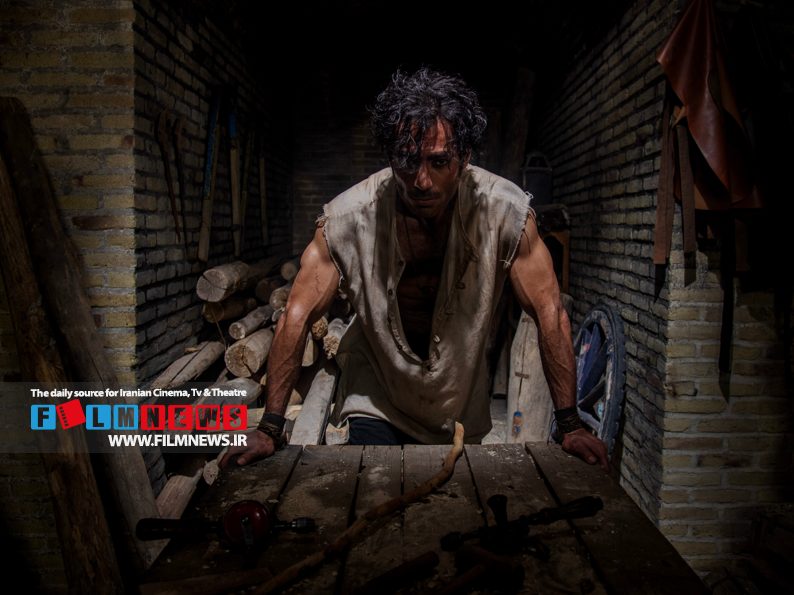 گزارشی درباره تغییر و تحولاتی که در ترکیب بازیگران سریال «بامداد خمار» افتاد |  از ساعد و سینا تا سارا رسول زاده و نیک آفرید سمواتی در یکقدمی «رحیم » و «محبوبه»